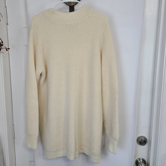 Banana Republic Woman's Oversize Pullover Crewneck Sweater, Size: XL  Cream - Picture 11 of 16